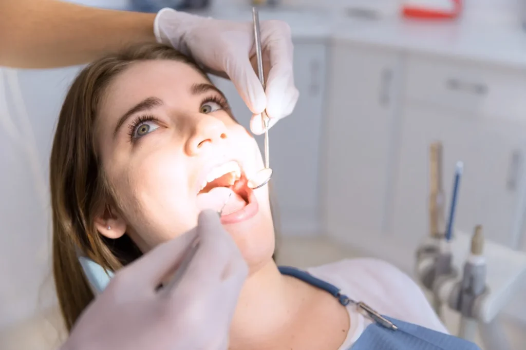 best dentist in gaur city, dentist in gaur city